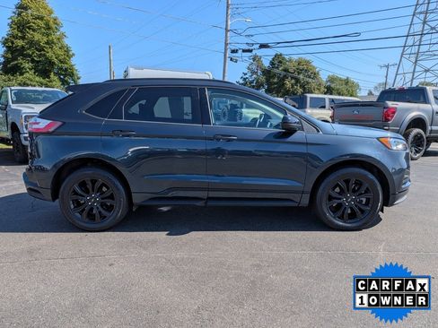 Certified 2024 Ford Edge SE w/ Black Appearance Package AWD/4WD image 3
