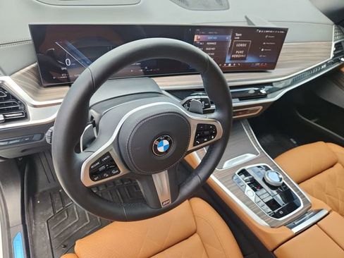 Used 2025 BMW X5 xDrive40i w/ Executive Package AWD/4WD image 10