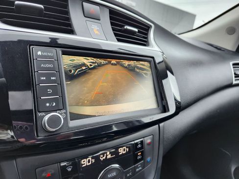 Used 2019 Nissan Sentra SV w/ Special Edition Package image 13