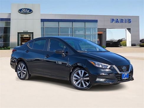 Used 2020 Nissan Versa SR w/ Convenience Package image 1