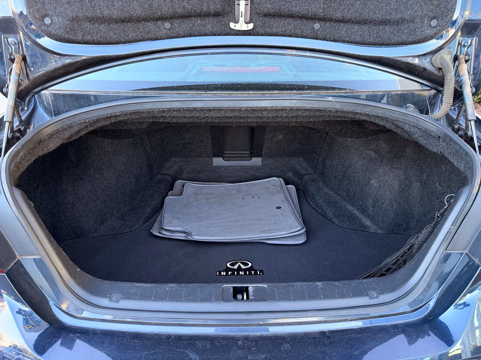 Used 2015 INFINITI Q70 L 3.7 w/ Deluxe Touring Package RWD image 44