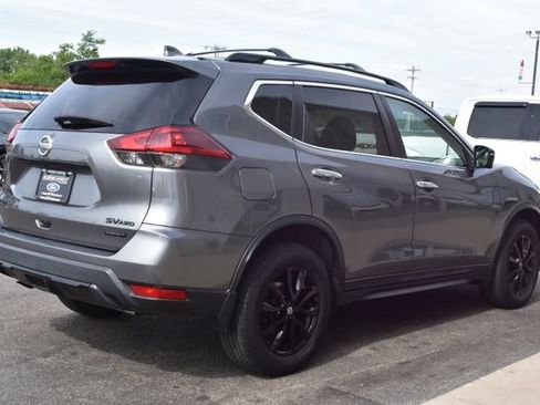Used 2018 Nissan Rogue SV w/ Premium Package AWD/4WD image 11