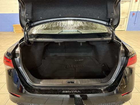 Used 2022 Nissan Sentra SV w/ All-Weather Package image 11