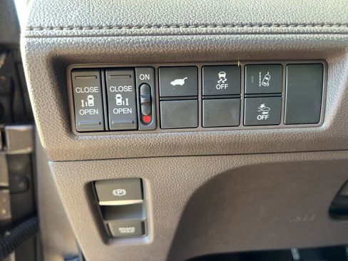 Used 2019 Honda Odyssey EX-L image 30