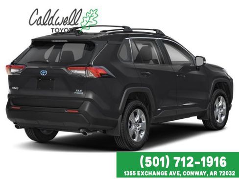 Used 2023 Toyota RAV4 XLE Premium AWD/4WD image 7