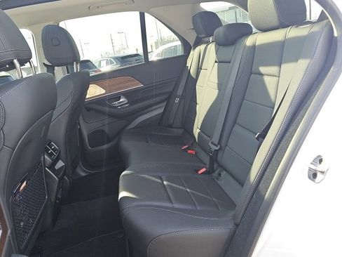 Certified 2025 Mercedes-Benz GLE 350 4MATIC image 10
