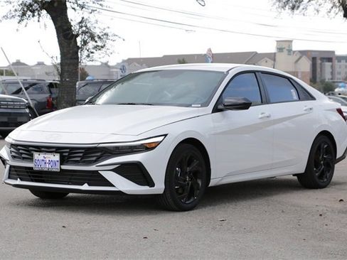 New 2026 Hyundai Elantra Sport image 7