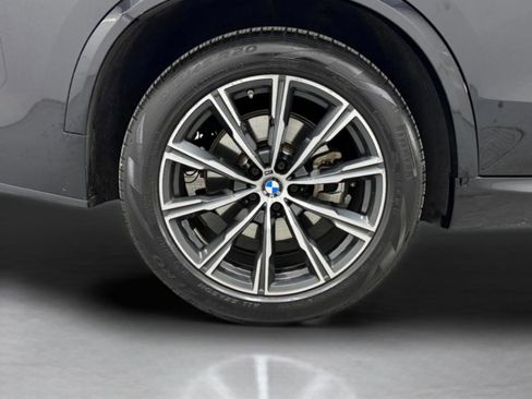 Certified 2023 BMW X5 xDrive40i w/ M Sport Package image 5