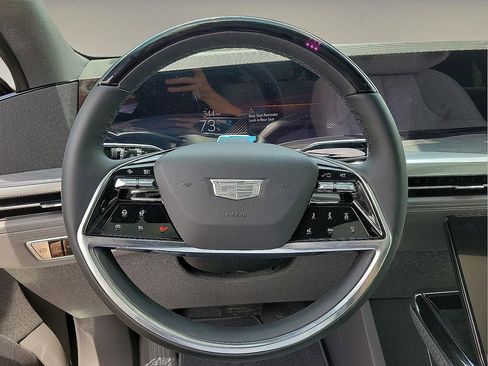 New 2025 Cadillac Escalade IQ Sport 1 w/ LPO, ONYX Package image 17