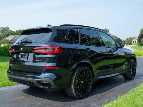 Used 2021 BMW X5 M50i AWD/4WD image 3