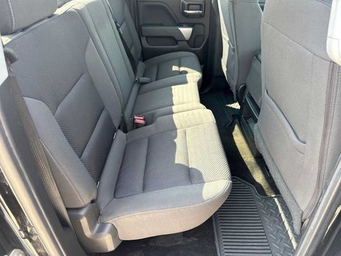 Used 2018 Chevrolet Silverado 1500 LT w/ Midnight Edition AWD/4WD image 18