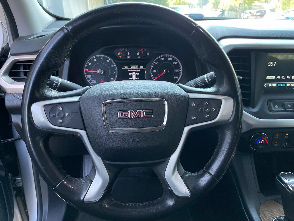 Used 2019 GMC Acadia SLE FWD image 15