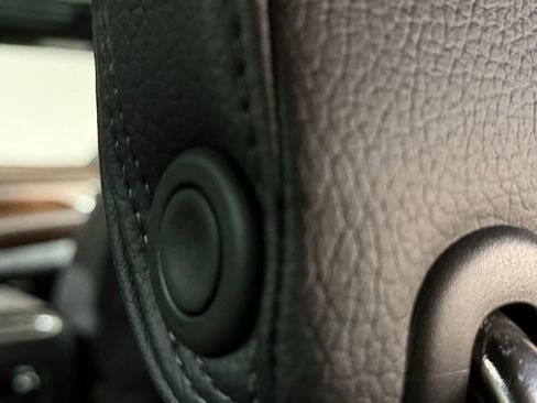 Used 2022 GMC Yukon Denali w/ Denali Ultimate Package image 42