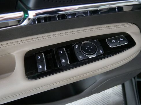 Used 2023 Lincoln Corsair Reserve w/ Jet Appearance Package image 14