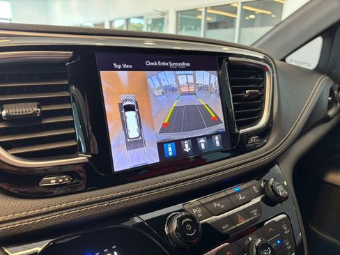 Used 2020 Chrysler Pacifica Limited w/ Quick Oder Package 2EV RED-S FWD image 20