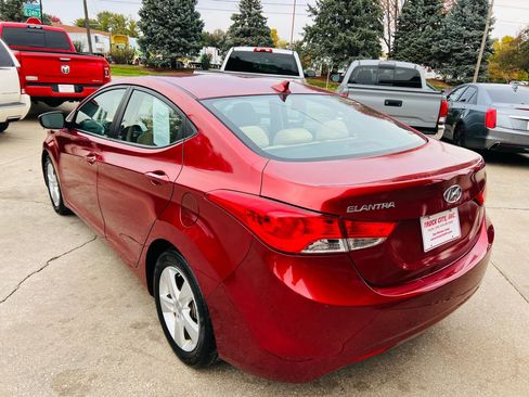 Used 2013 Hyundai Elantra GLS w/ Preferred Pkg FWD image 5