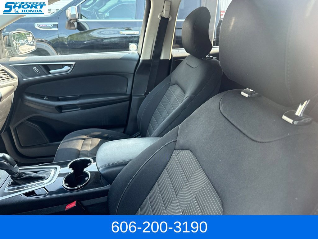 Used 2016 Ford Edge SEL AWD/4WD image 11
