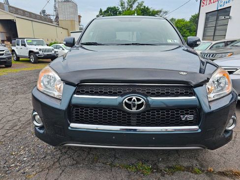 Used 2011 Toyota RAV4 Limited AWD/4WD image 2