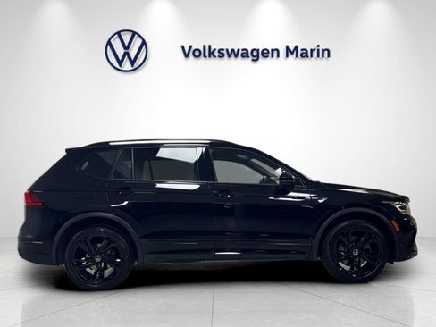 Used 2024 Volkswagen Tiguan SE R-Line AWD/4WD image 6