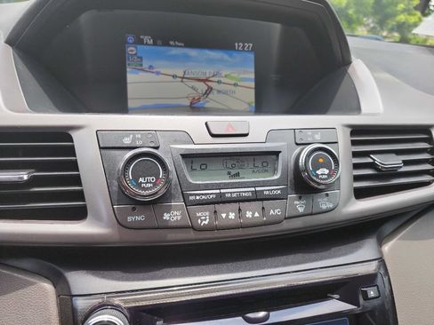 Used 2015 Honda Odyssey Touring Elite image 23