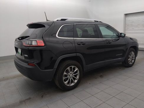 Used 2019 Jeep Cherokee Latitude Plus w/ Comfort/Convenience Group image 10