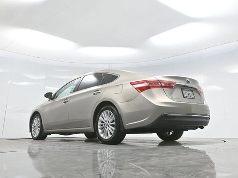 Used 2013 Toyota Avalon XLE Premium image 61