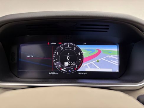 Used 2022 Land Rover Range Rover Sport HSE Silver Edition image 14