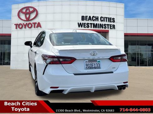 Certified 2023 Toyota Camry SE FWD image 9