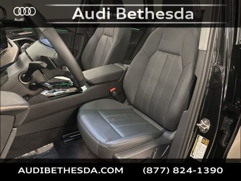 Certified 2025 Audi Q5 Premium Plus w/ Premium Plus image 25