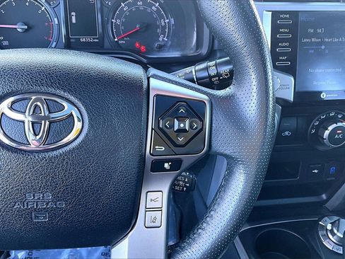 Used 2022 Toyota 4Runner SR5 Premium w/ Moonroof Package image 19