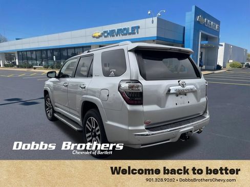 Used 2018 Toyota 4Runner Limited AWD/4WD image 6