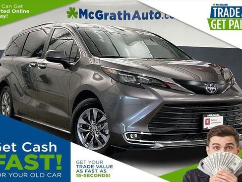 Certified 2024 Toyota Sienna XLE image 1