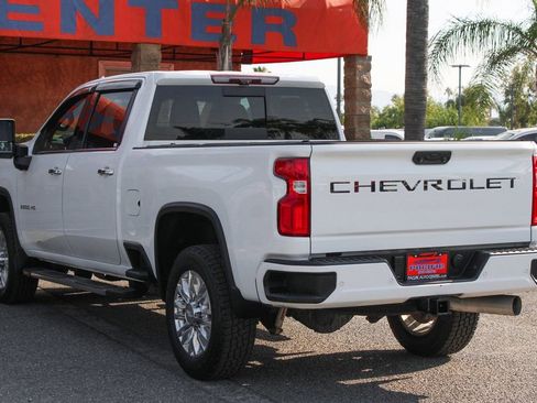 Used 2020 Chevrolet Silverado 3500 High Country w/ Z71 Off-Road Package image 6