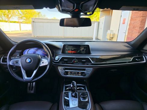 Used 2016 BMW 740i RWD image 17