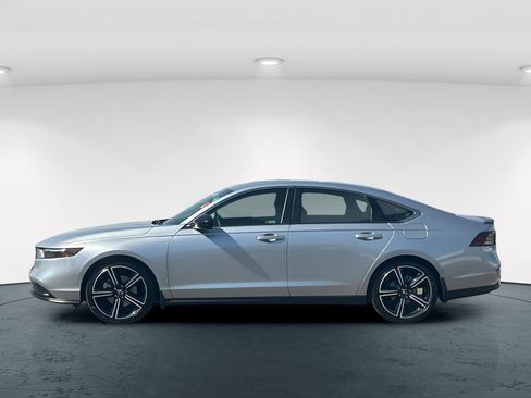 Certified 2025 Honda Accord Sport image 3