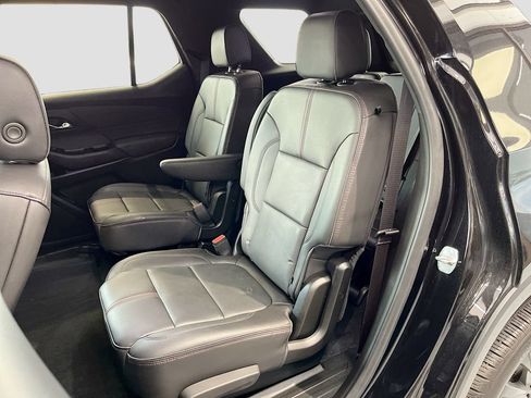 Used 2023 Chevrolet Traverse RS w/ LPO, Floor Liner Package FWD image 25