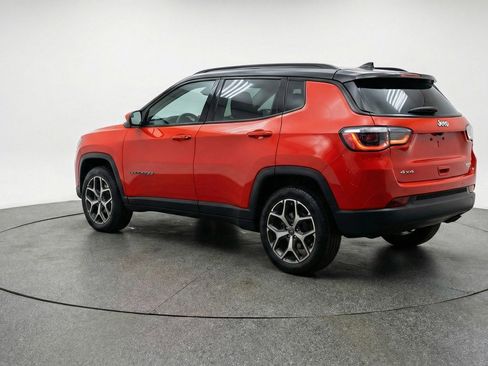 Used 2025 Jeep Compass Limited AWD/4WD image 6