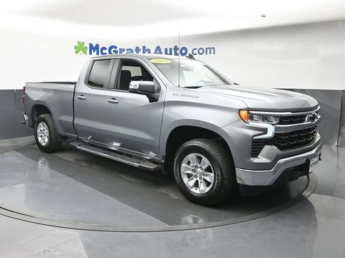 Used 2023 Chevrolet Silverado 1500 LT AWD/4WD image 2