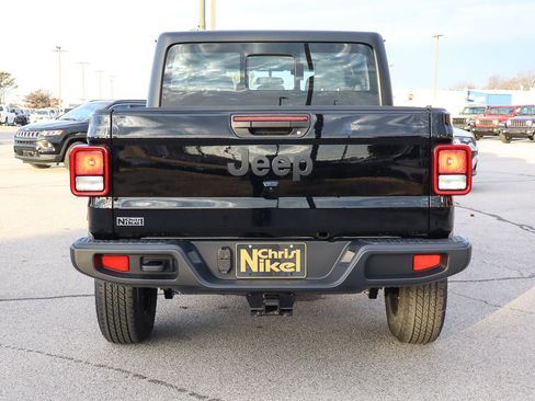 New 2026 Jeep Gladiator Sport image 6