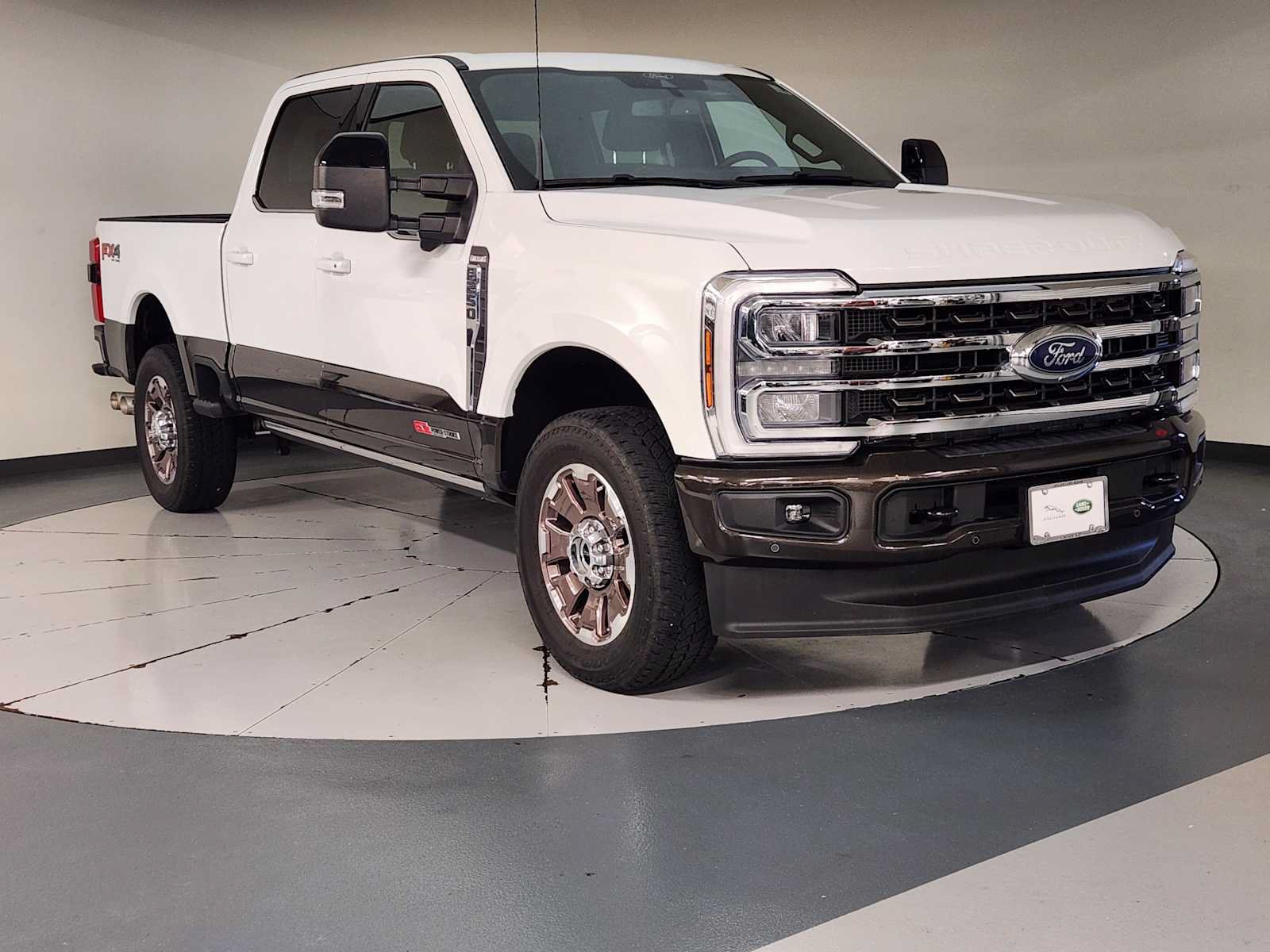 Used 2024 Ford F250 King Ranch AWD/4WD image 7