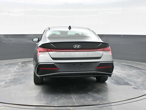 New 2026 Hyundai Elantra SEL Sport Premium image 6