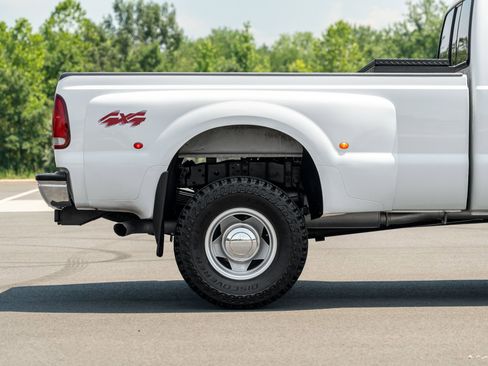 Used 2000 Ford F350 Lariat image 15