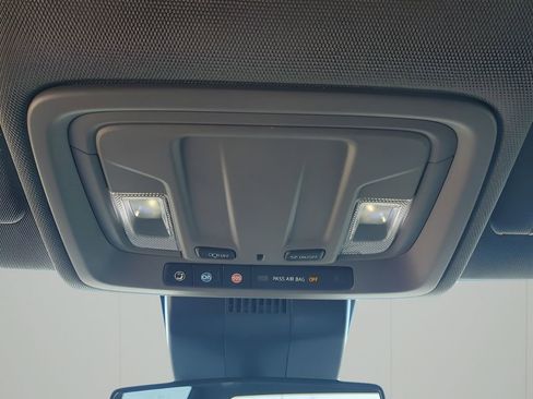 Used 2026 GMC Sierra 1500 Elevation image 40