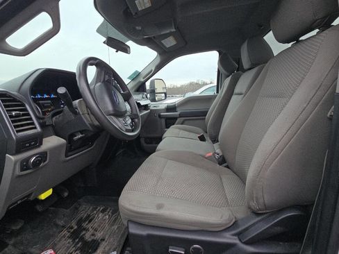 Used 2019 Ford F250 XLT w/ XLT Value Package image 14