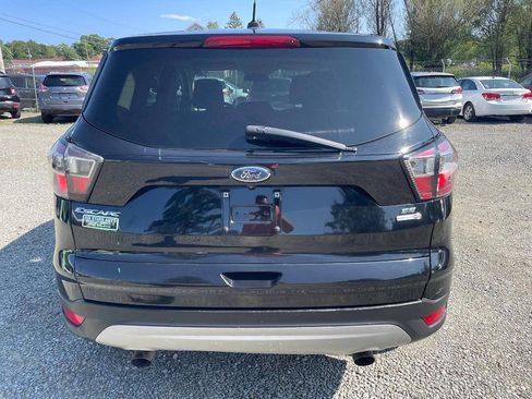 Used 2017 Ford Escape SE AWD/4WD image 6