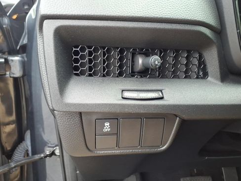 Used 2025 Honda CR-V LX image 24