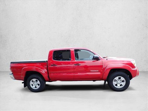 Used 2013 Toyota Tacoma 4x4 Double Cab w/ SR5 Pkg image 5