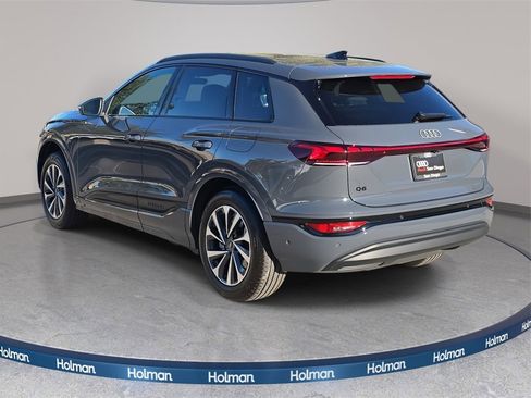 Certified 2025 Audi Q6 e-tron Premium w/ Convenience Package image 7