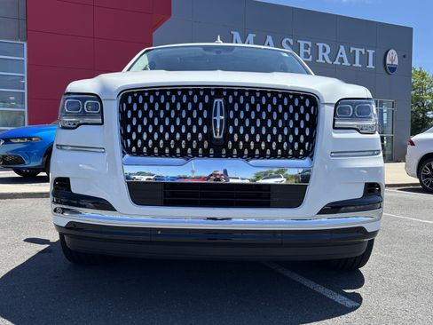 Used 2023 Lincoln Navigator L Black Label AWD/4WD image 11