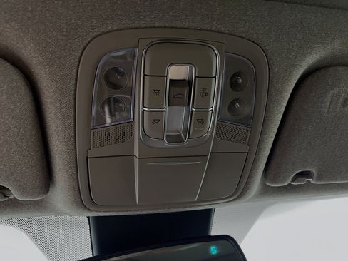 Used 2019 Hyundai Santa Fe Ultimate image 21